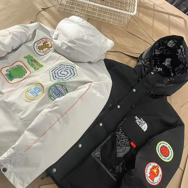 The North Face Down Jackets Hooded embroidered patchwork jacket product detail image 8