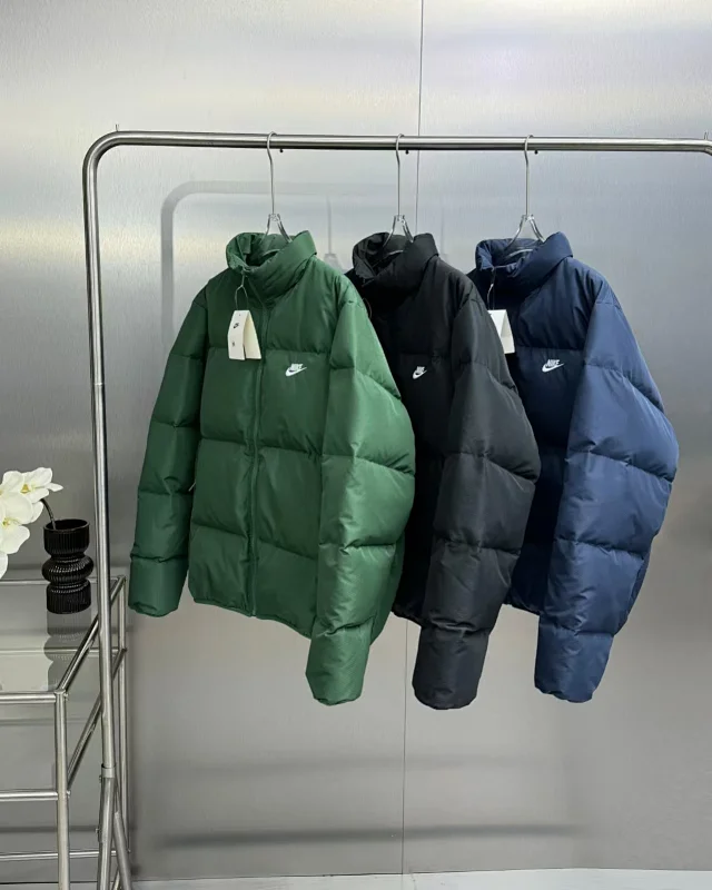 Nike Down Jackets Quilted stand-collar puffer jacket product detail image 2