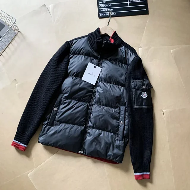 Moncler Down Jackets Quilted knit-sleeve jacket product detail image 6