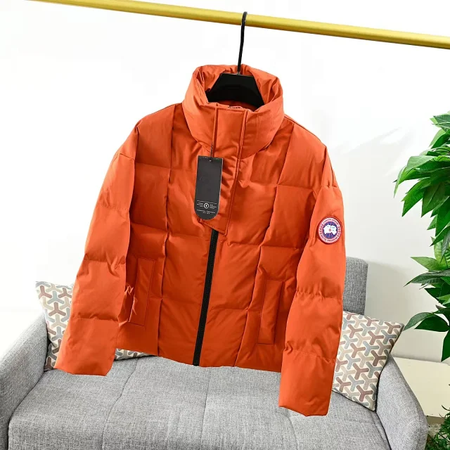 Canada Goose Jackets Stand-Collar Puffer Jacket product detail image 9