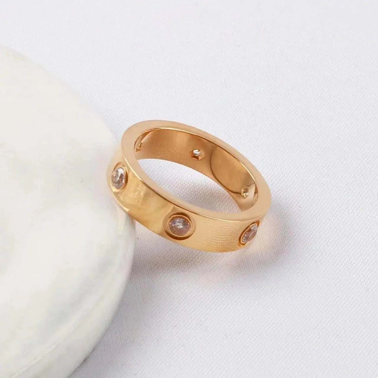 5mm Six Diamond Rose Gold