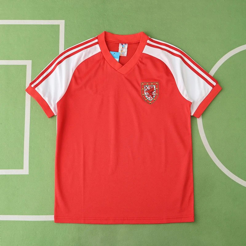 1982 Wales Home Thai Version (Please note customization info in order remarks; messages not counted)