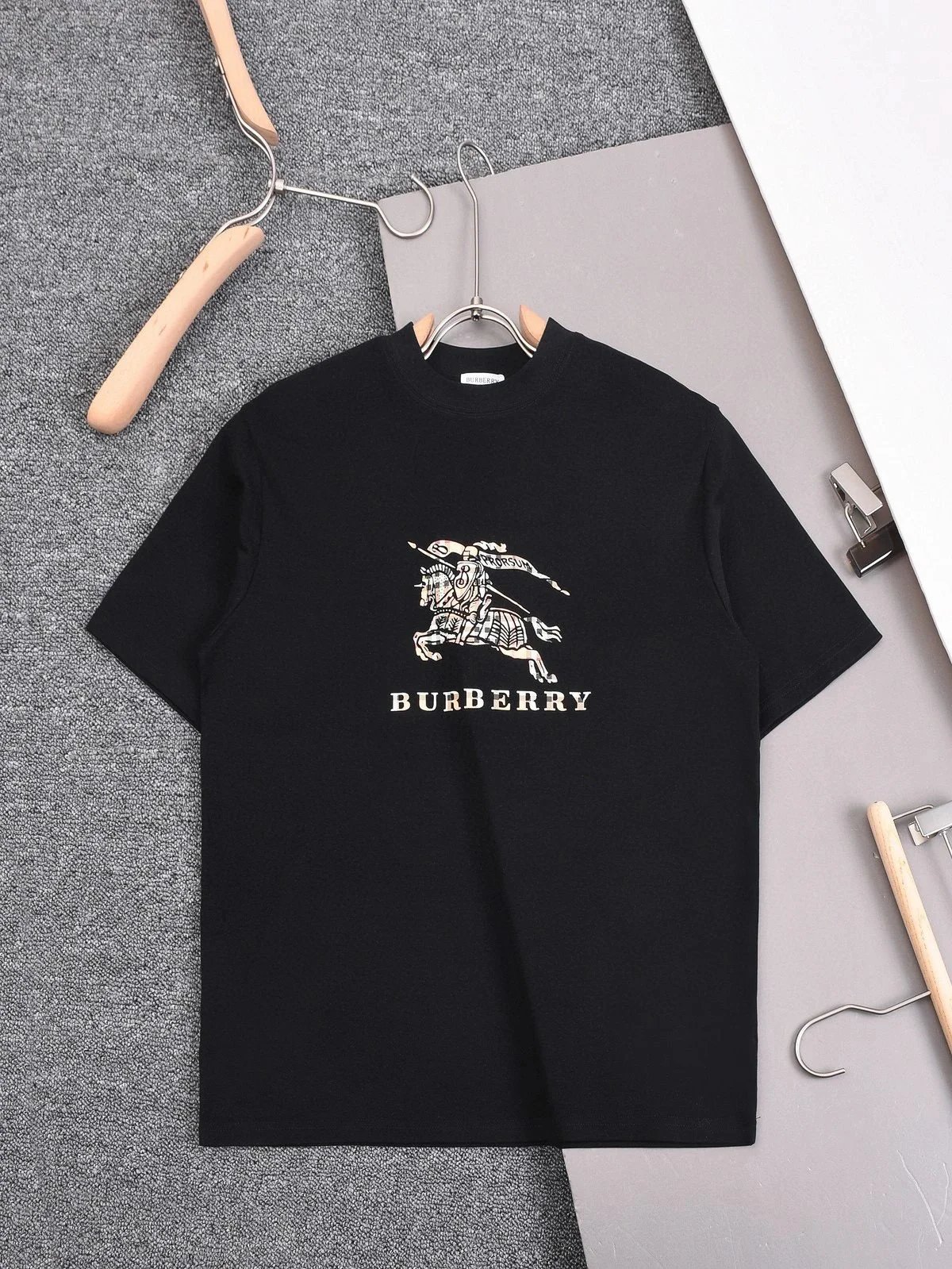 Burberry T-Shirts Check-trim crew-neck T-shirt — 27