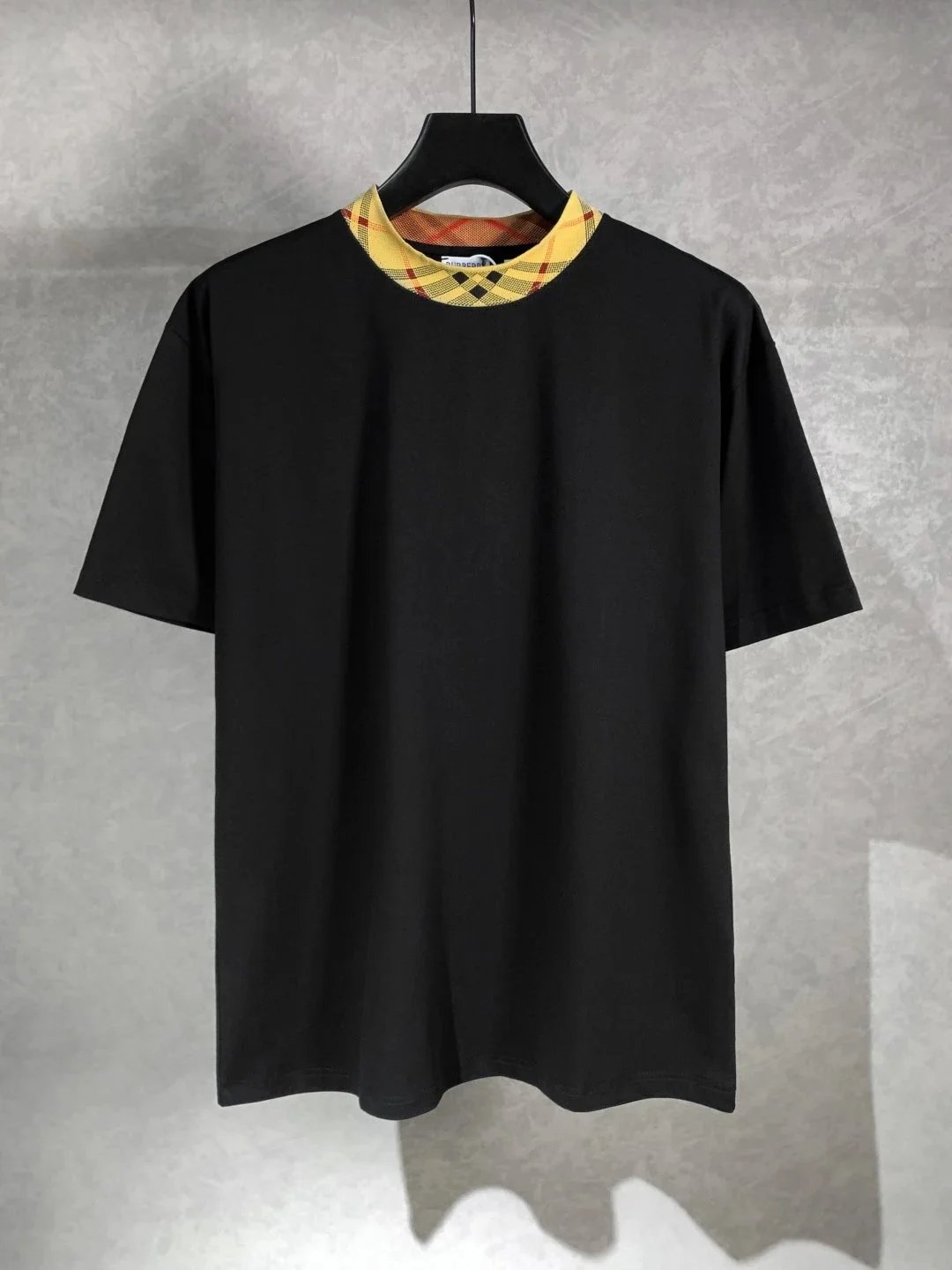 Burberry T-Shirts Check-trim crew-neck T-shirt — 39