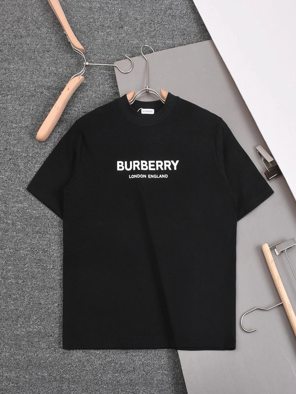 Burberry T-Shirts Check-trim crew-neck T-shirt — 31