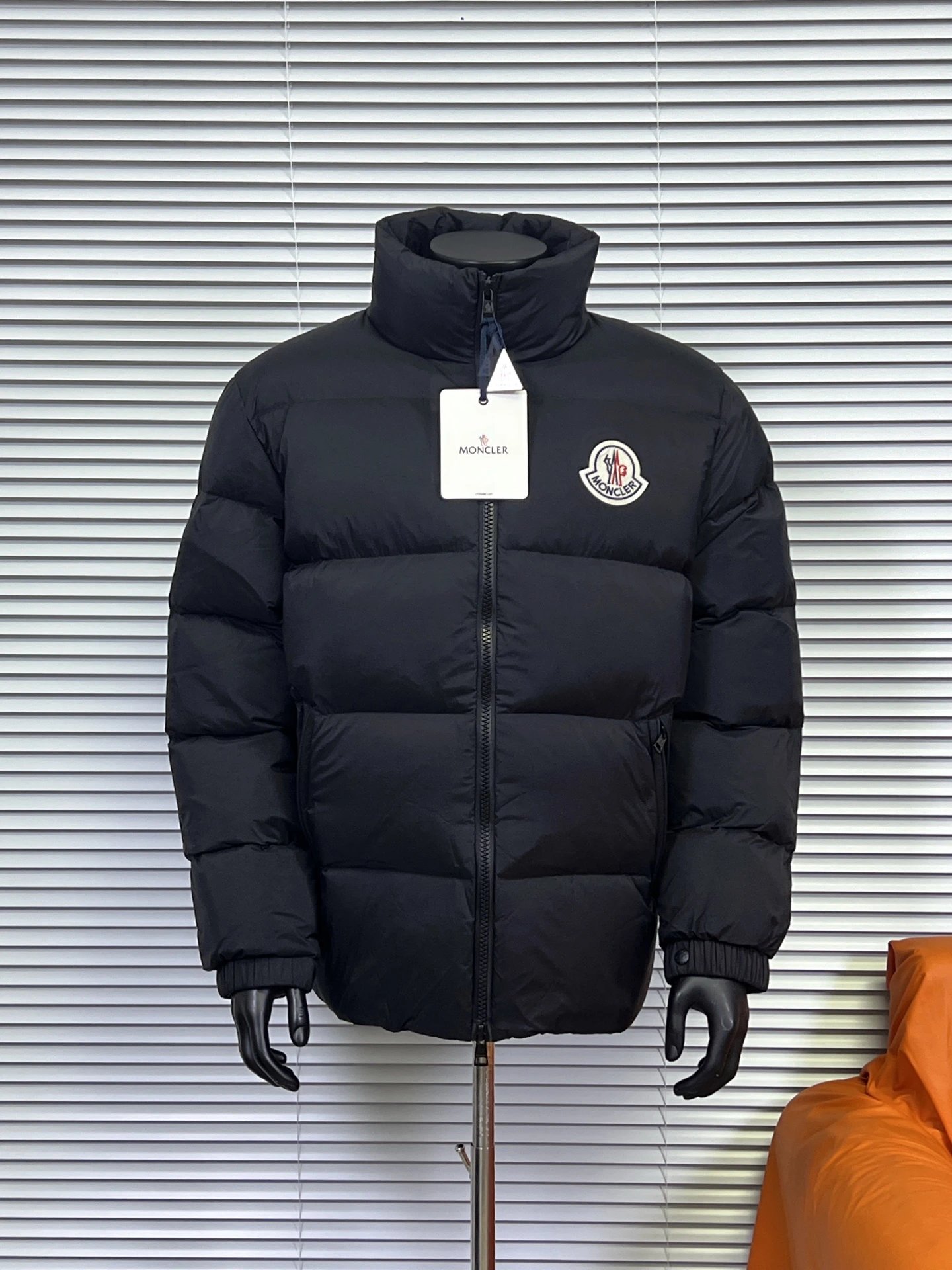 Moncler Down Jackets Short puffer jacket with stand collar — Black