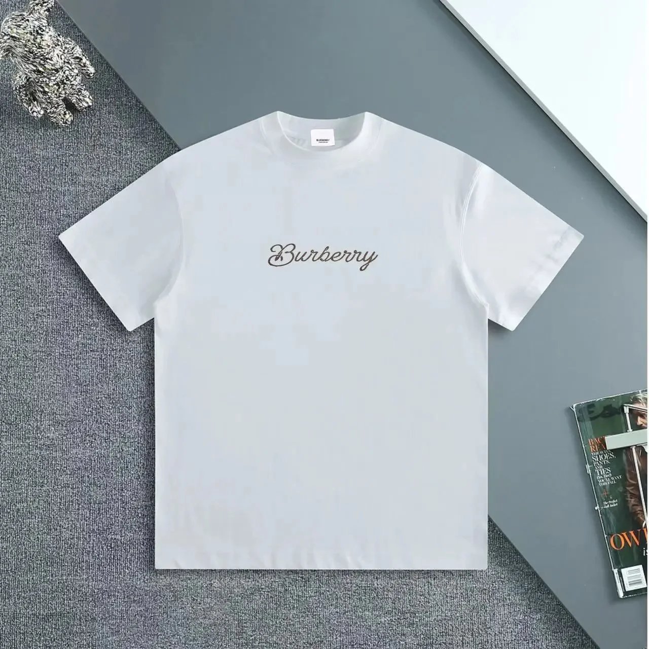 Burberry T-Shirts Short-Sleeve Logo Graphic T-Shirt — 13