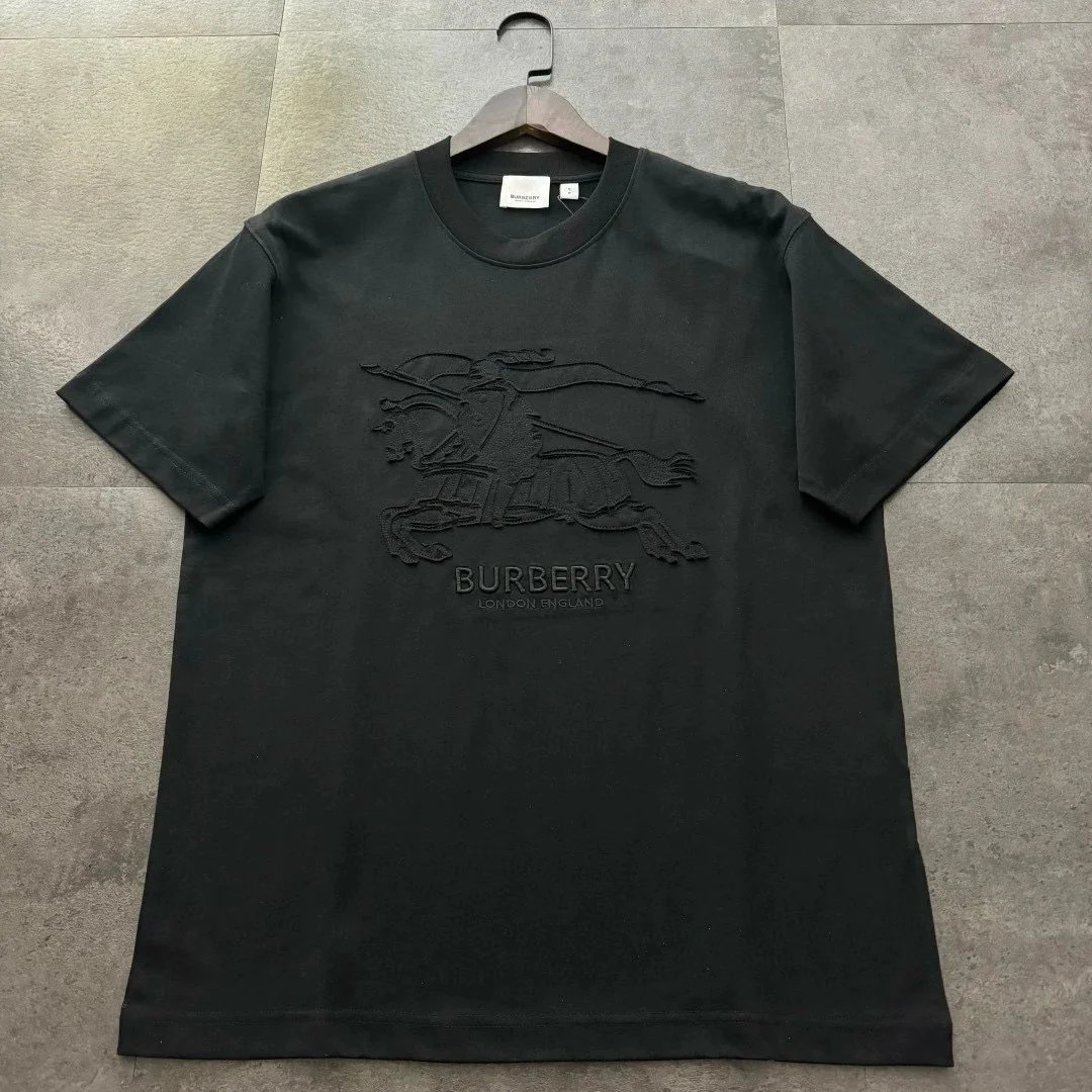 Burberry T-Shirts Short-Sleeve Logo Graphic T-Shirt — 28
