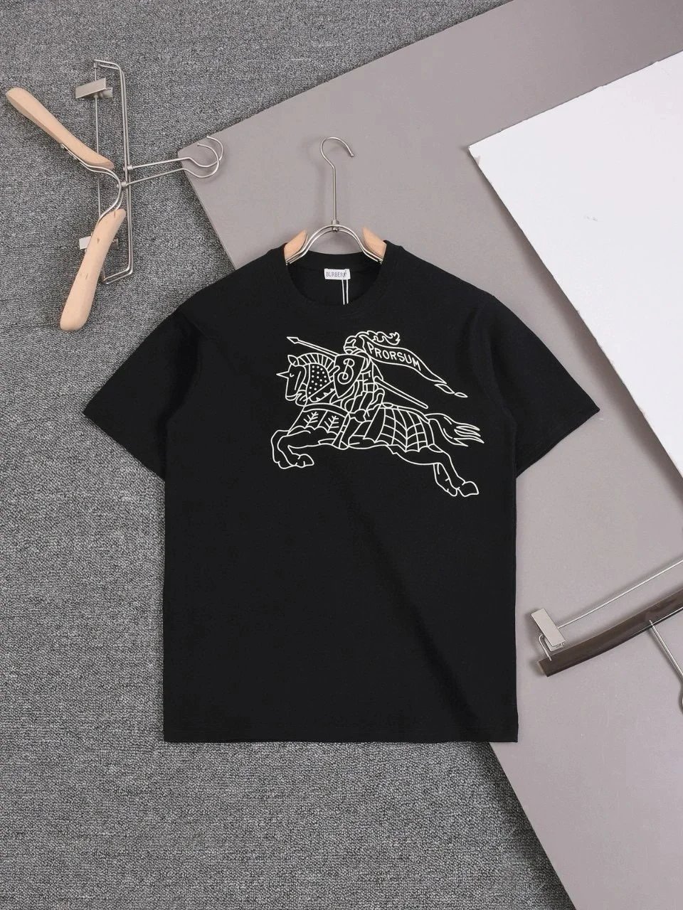 Burberry T-Shirts Short-Sleeve Logo Graphic T-Shirt — 30