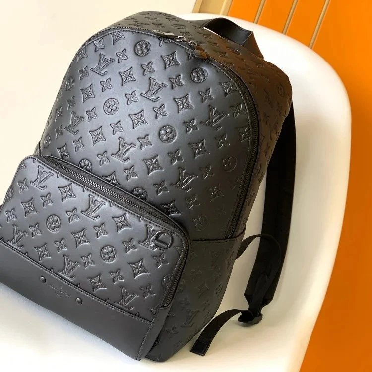 Louis Vuitton Backpacks Monogram Zip-Front — 33-41- 18