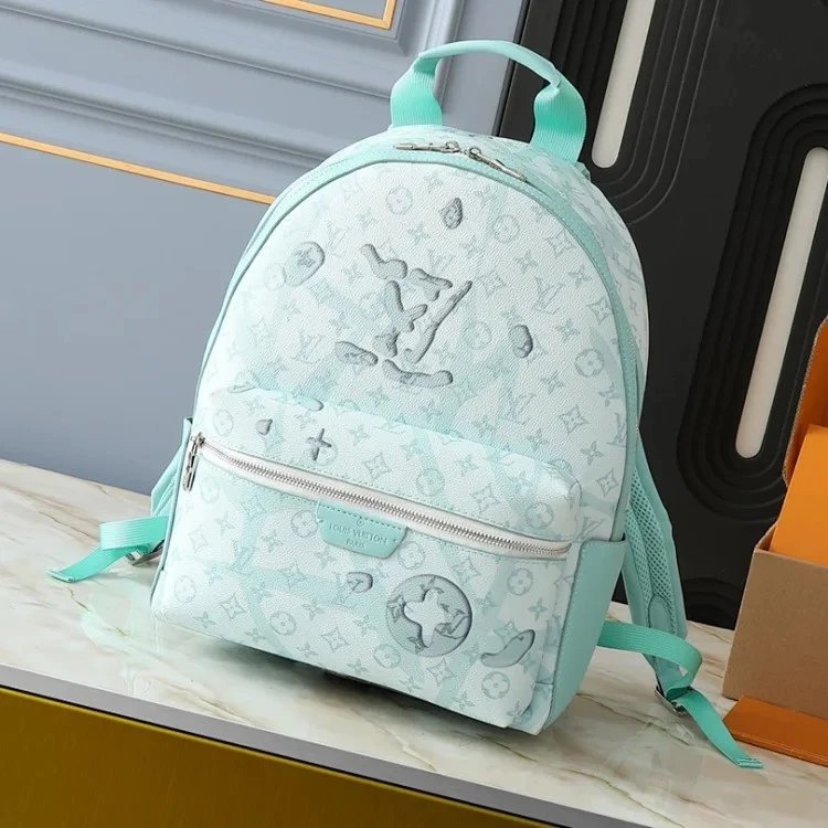 Louis Vuitton Backpacks Monogram Zip-Front — 29-38-20