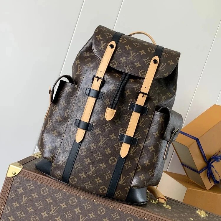 Louis Vuitton Backpacks Monogram Zip-Front — 38-44- 21