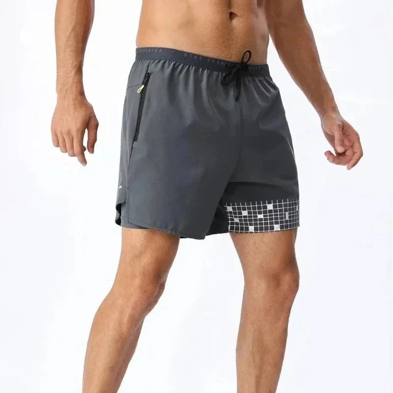 Nike Shorts Running with zip pocket and reflective trim — 5