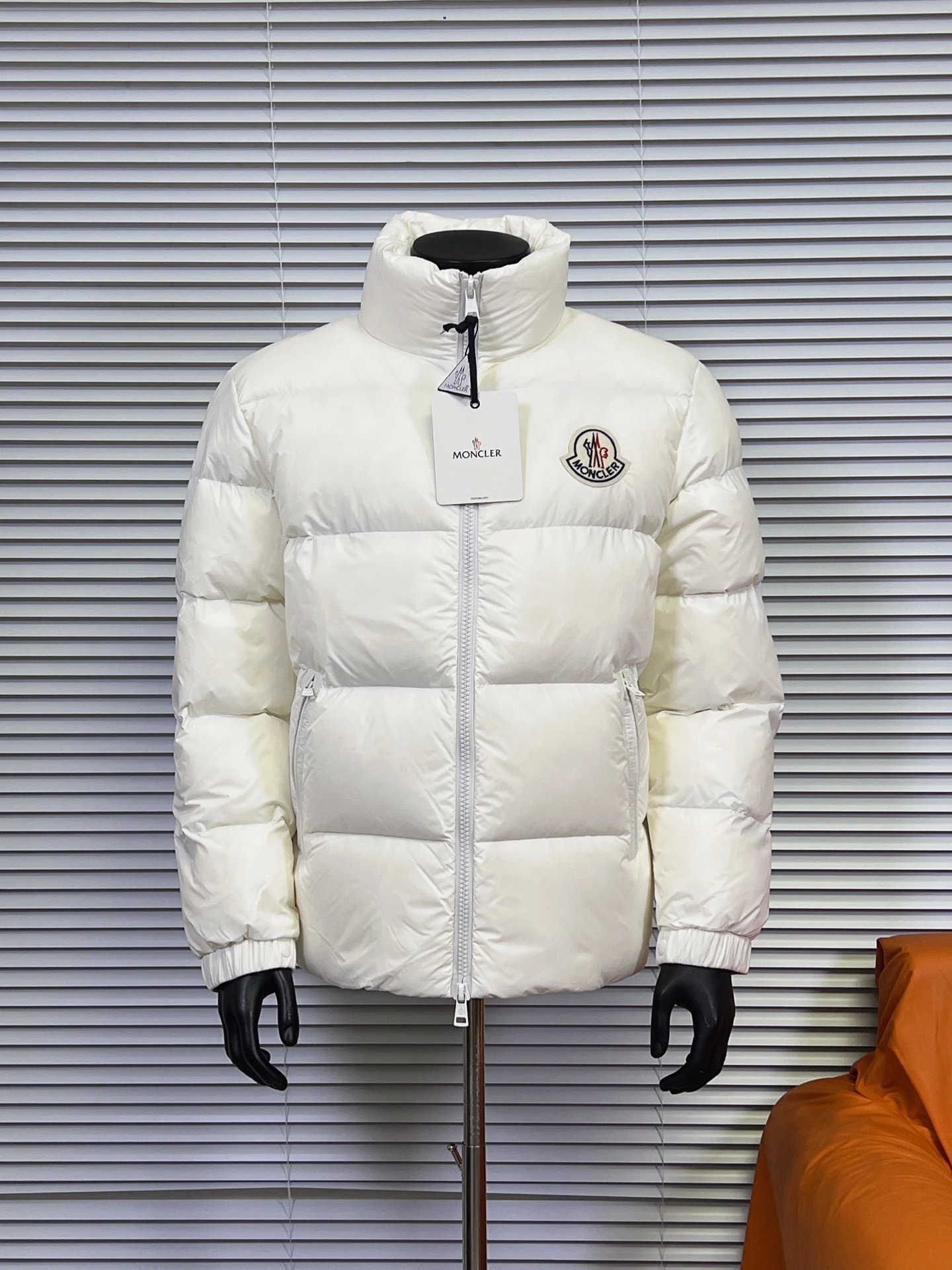 Moncler Down Jackets Short puffer jacket with stand collar — white