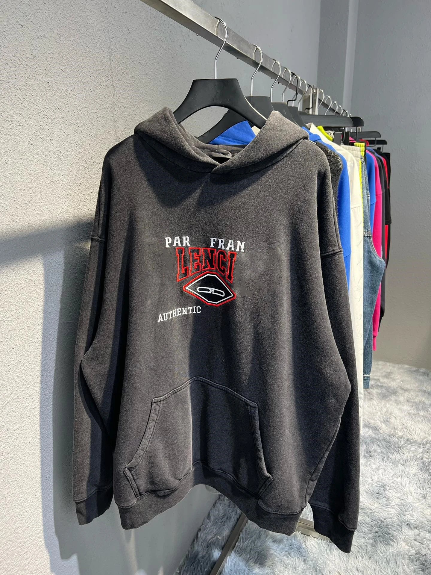 Product view 16