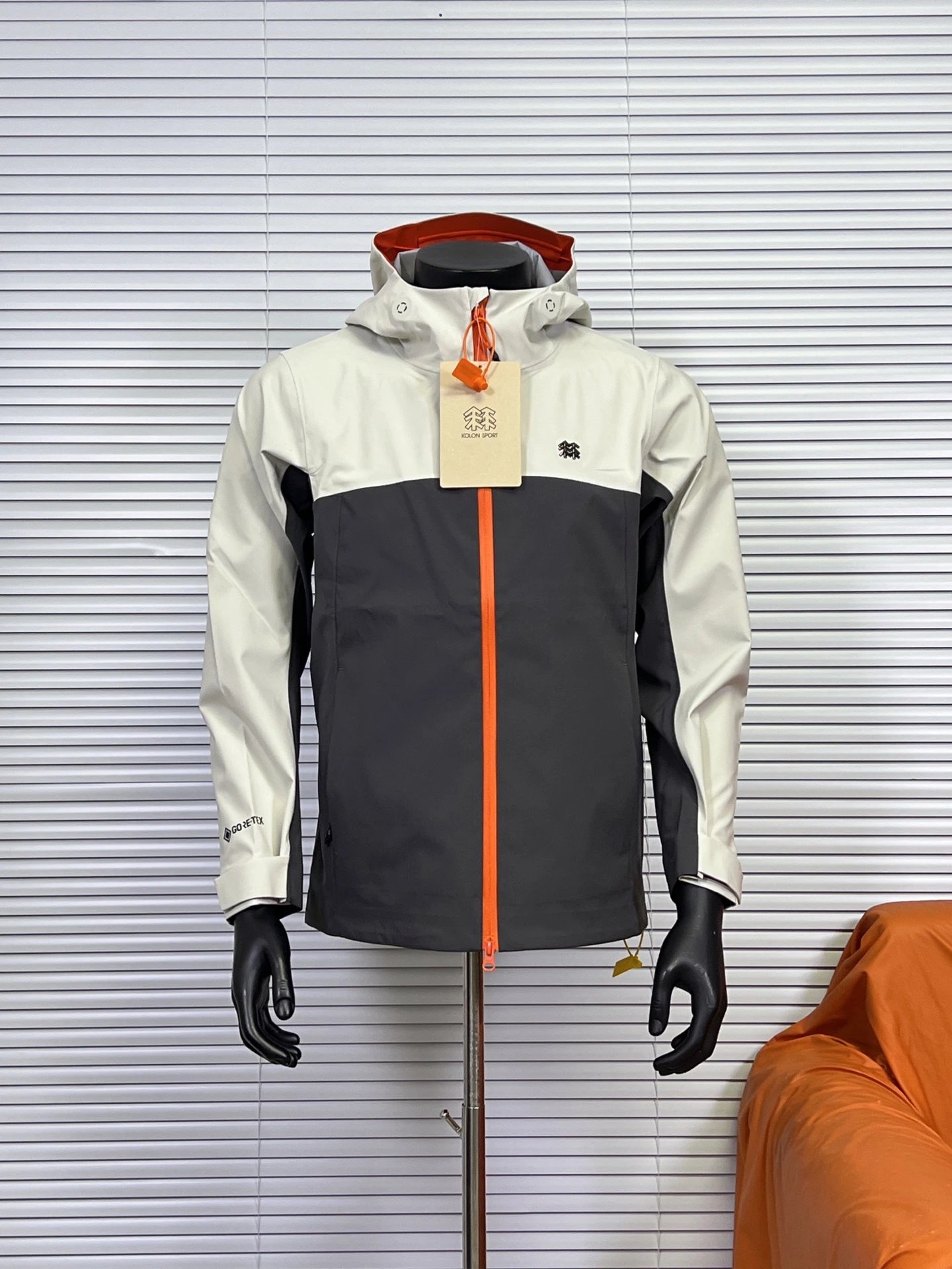 KOLON SPORT Jackets Hooded waterproof shell jacket with zip pockets — Women's Ash