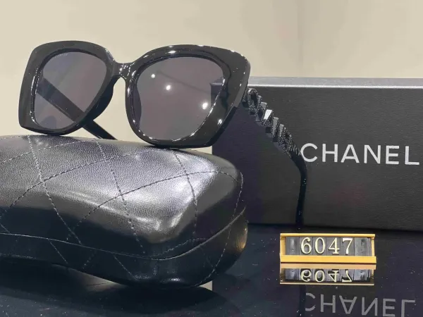 Chanel Cat-Eye Sunglasses Black Acetate with CC Logo Temples - 1