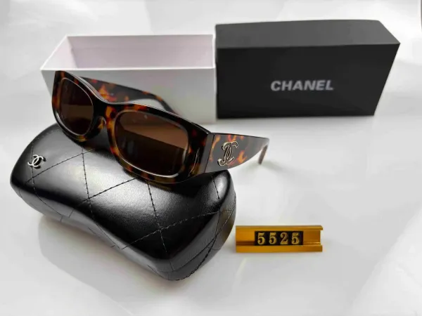 Chanel Tortoiseshell CC Logo Sunglasses - 1