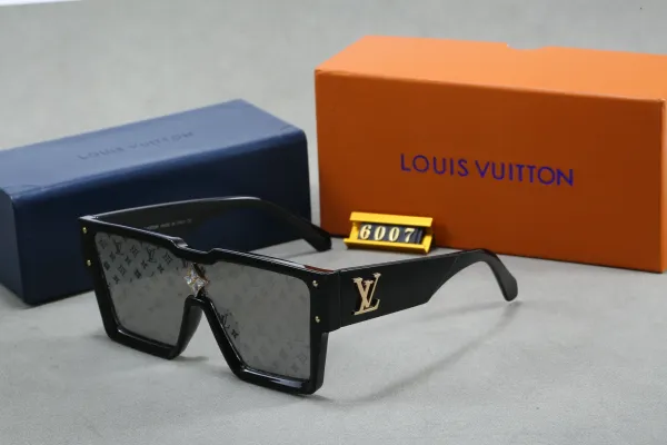 Louis Vuitton Monogram Shield Sunglasses Black - 1