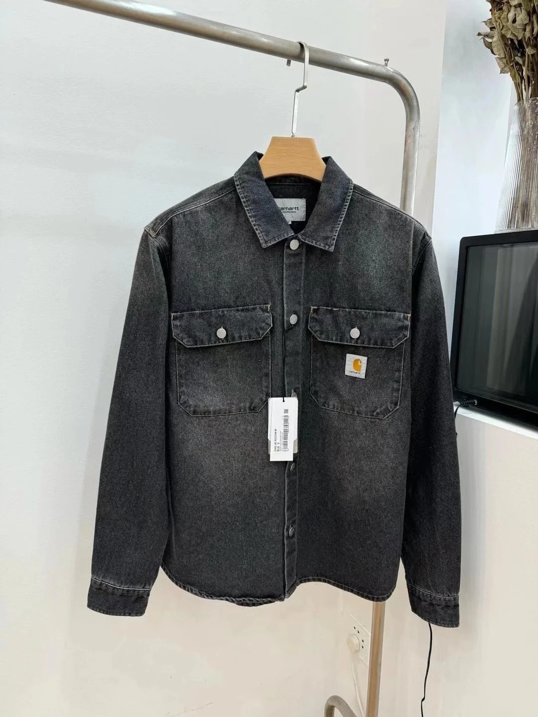 Product view 24