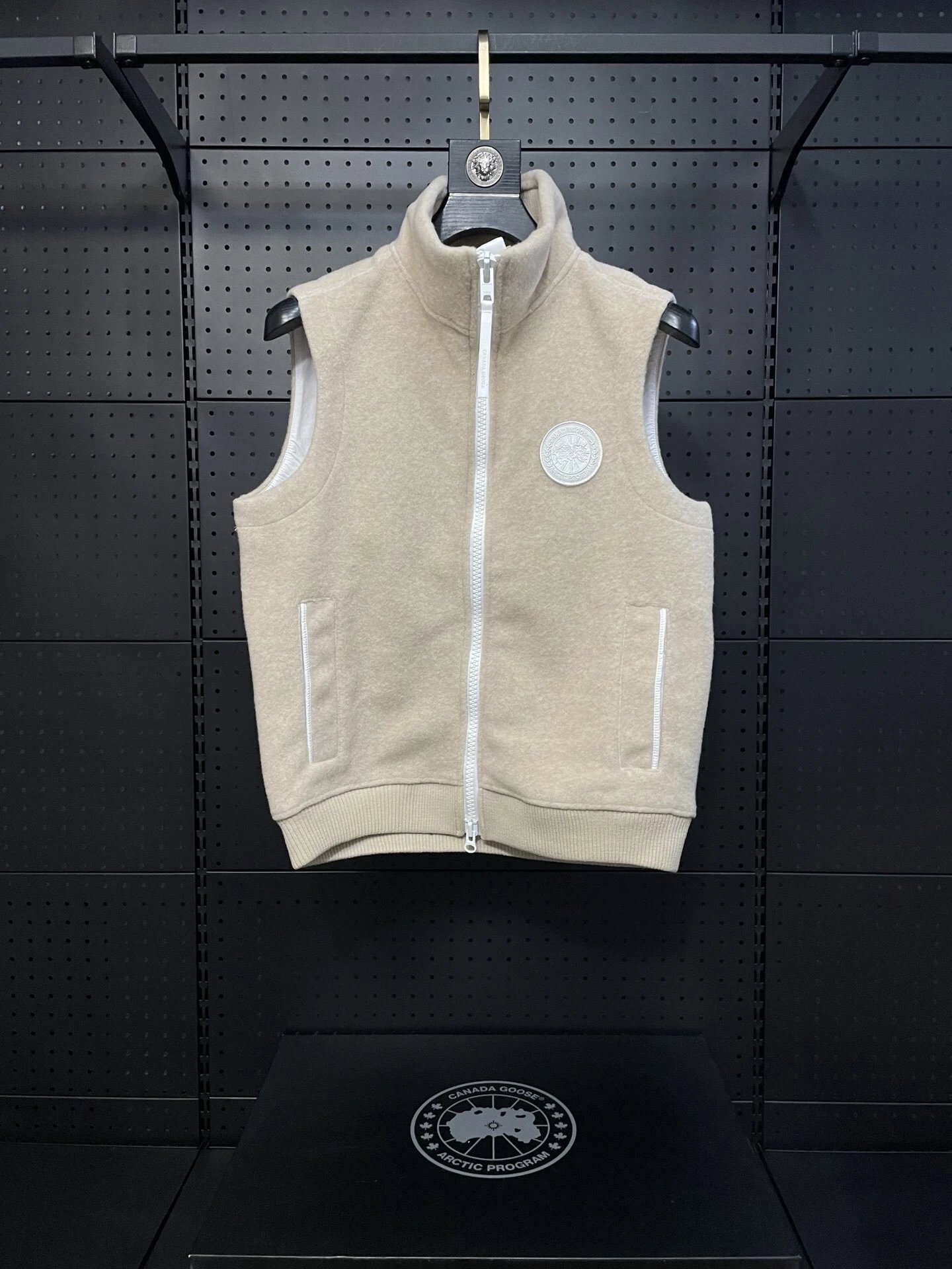 Canada Goose Arctic Program Fleece Vest Beige Vest - 1