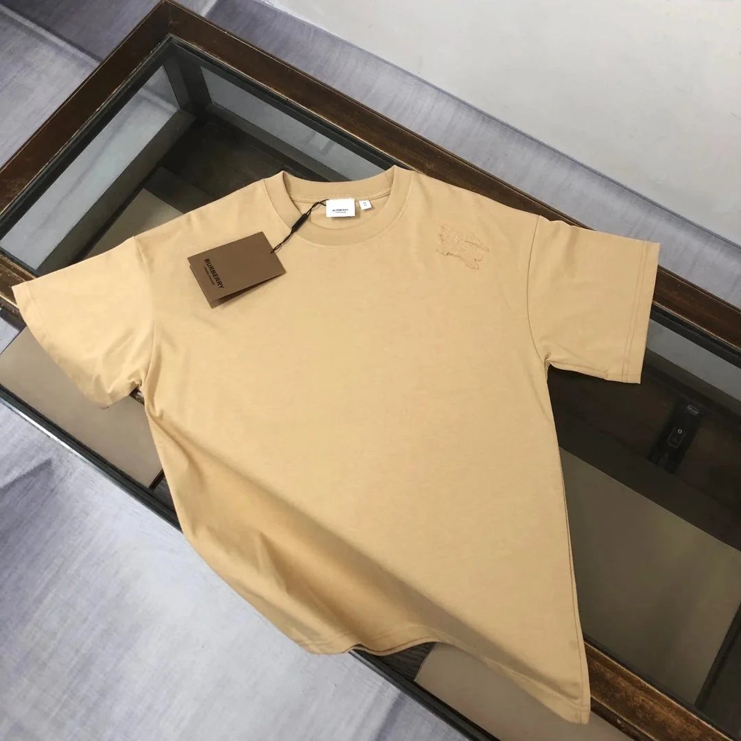 Burberry T-Shirts Short-Sleeve Logo Graphic T-Shirt — 22