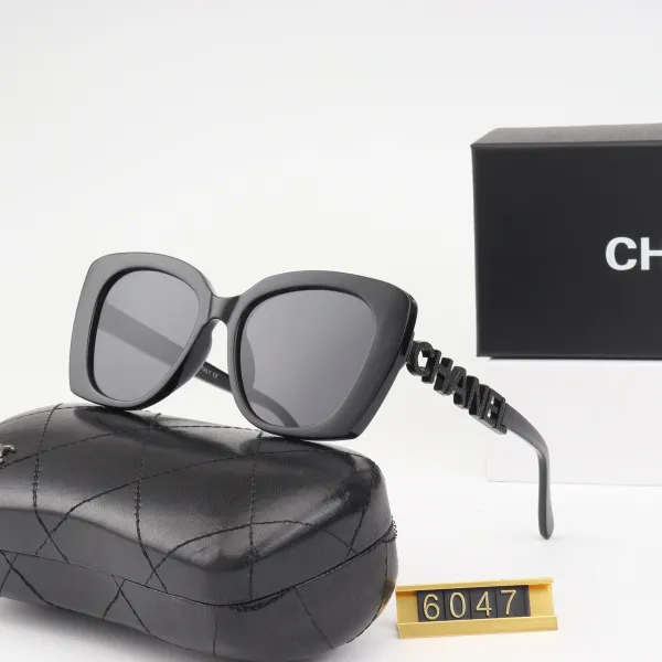 Chanel Square Frame Sunglasses Black - 1