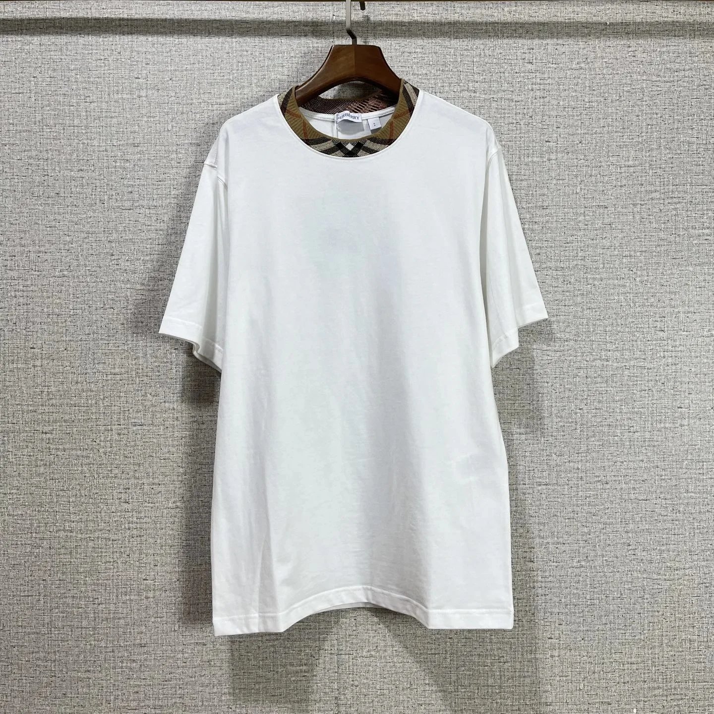Burberry T-Shirts Check-trim crew-neck T-shirt — 2