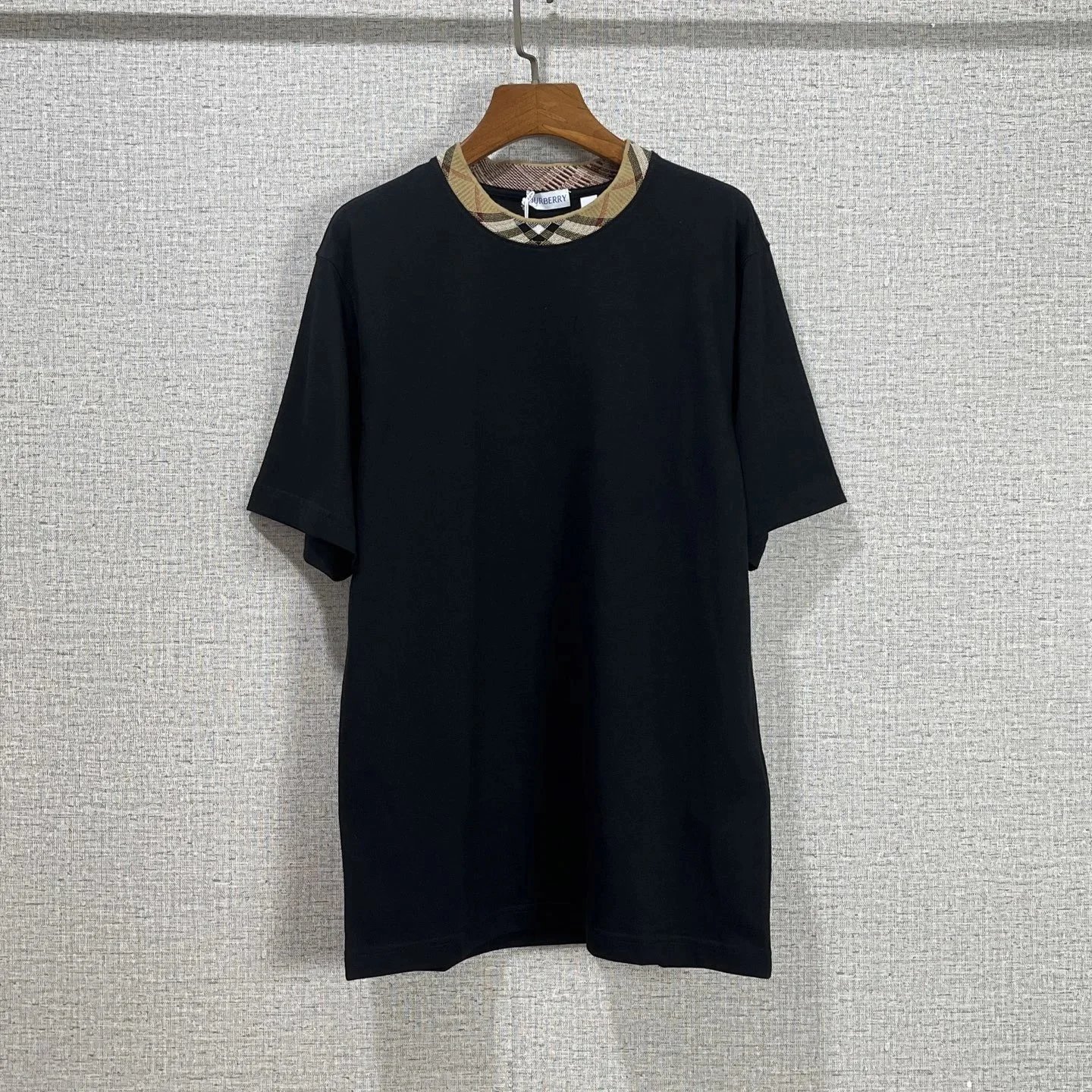 Burberry T-Shirts Check-trim crew-neck T-shirt — 1