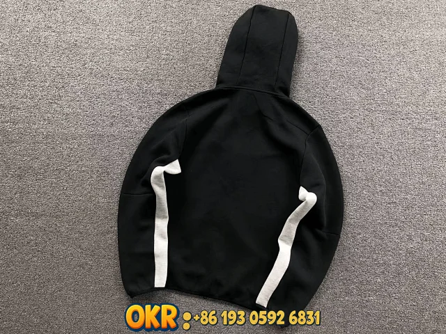 Nike Jackets Hooded full-zip color-block jacket with sleeve zip pocket product detail image 4