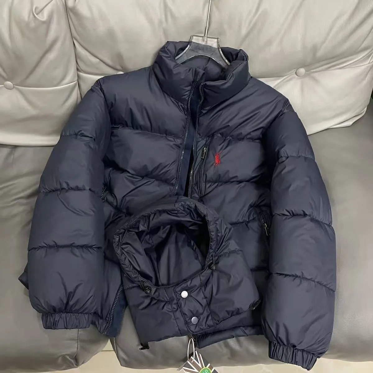 蓝色拉夫可拆帽