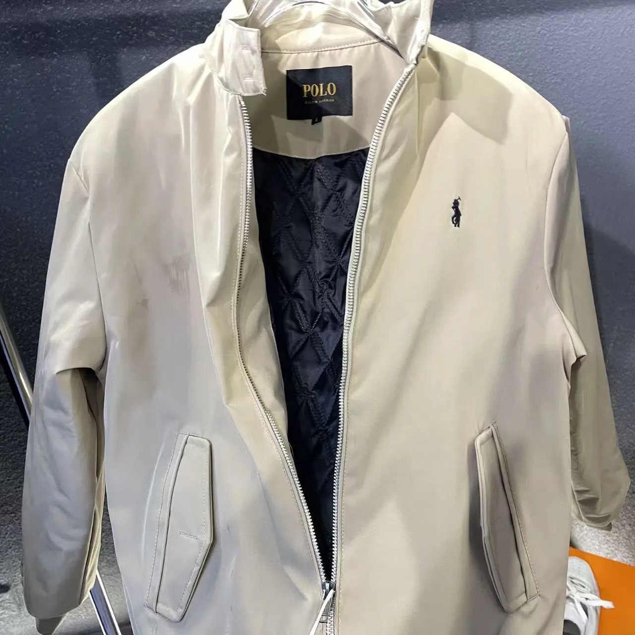 Khaki colored Ralph cotton with thickened jacket