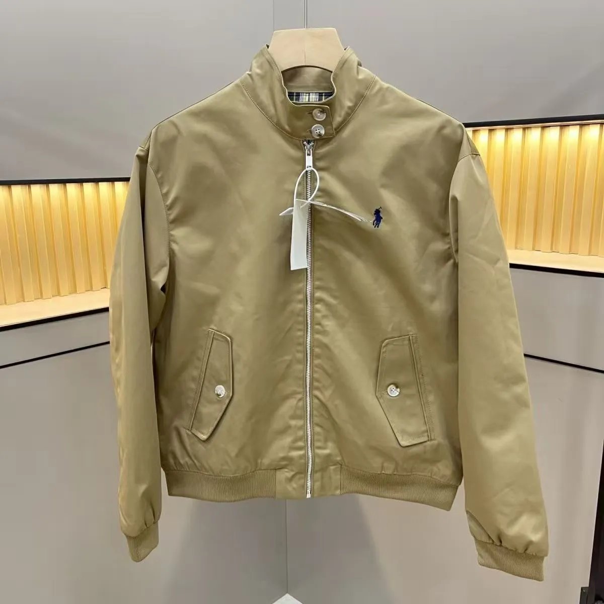 25爆款小马卡其色