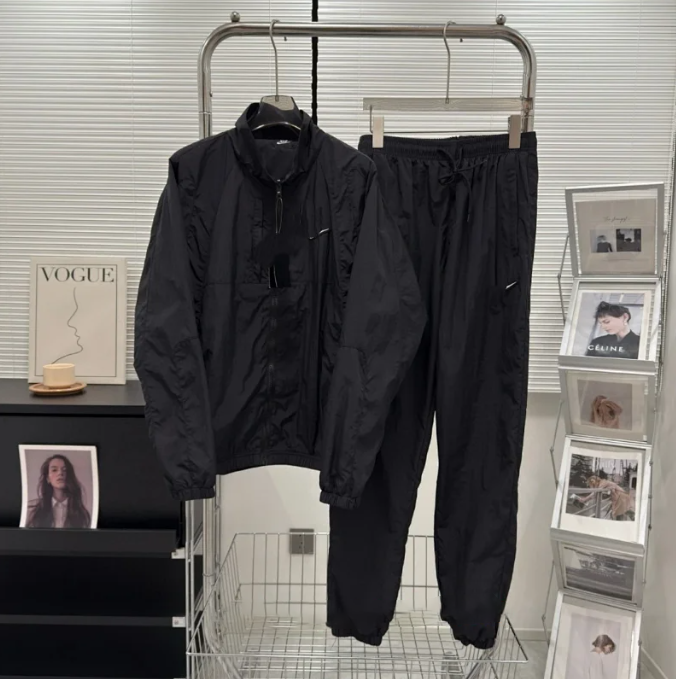 Nike Jackets Color-block zip-up track jacket — Black suit