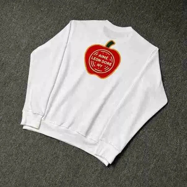 Printed Versatile Sweatshirt photo 2