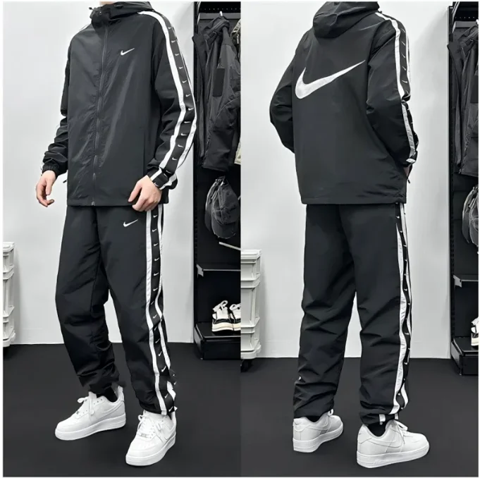 Nike Sportswear Blac