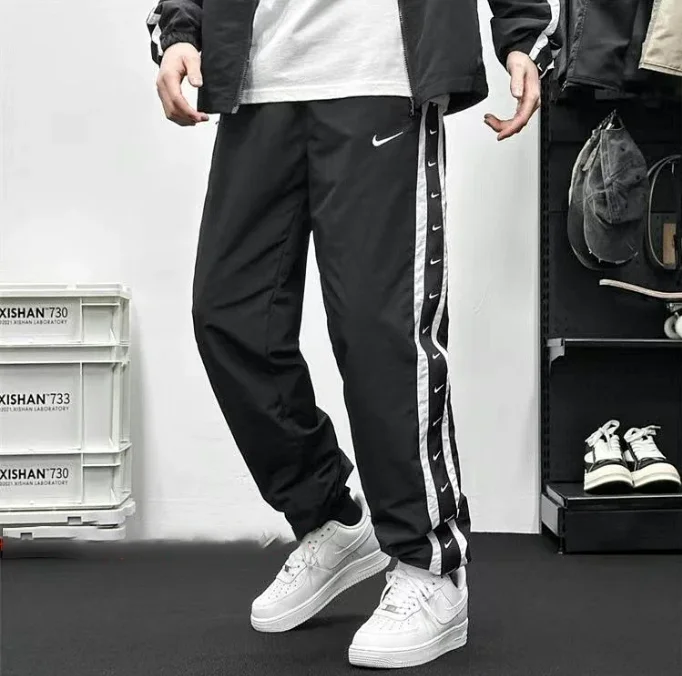 Nike Swoosh Black Pa