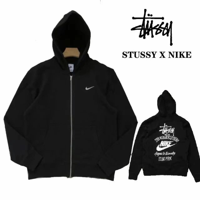 Nike Women's Hooded Running Jacket photo 3