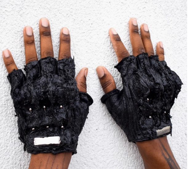 1:1 Batch Glove