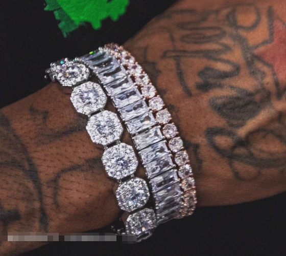 Bracelets-23