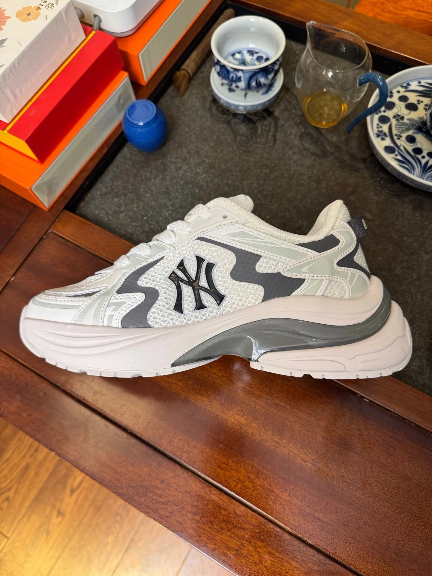 MLB New York Yankees Chunky Sneakers White Gray