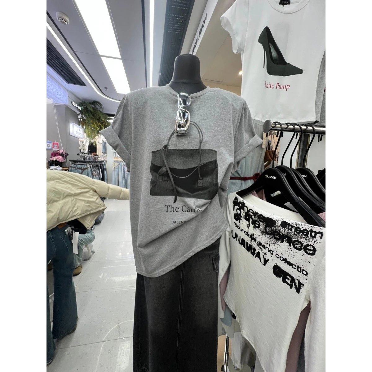 Balenciaga The Carrier Grey T-Shirt