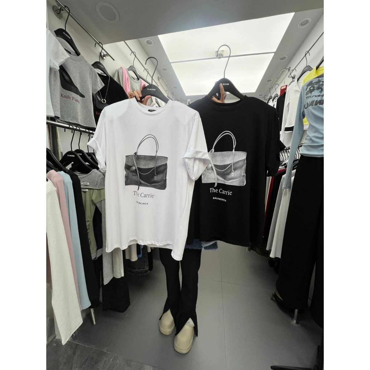 Balenciaga T-Shirt photo 5