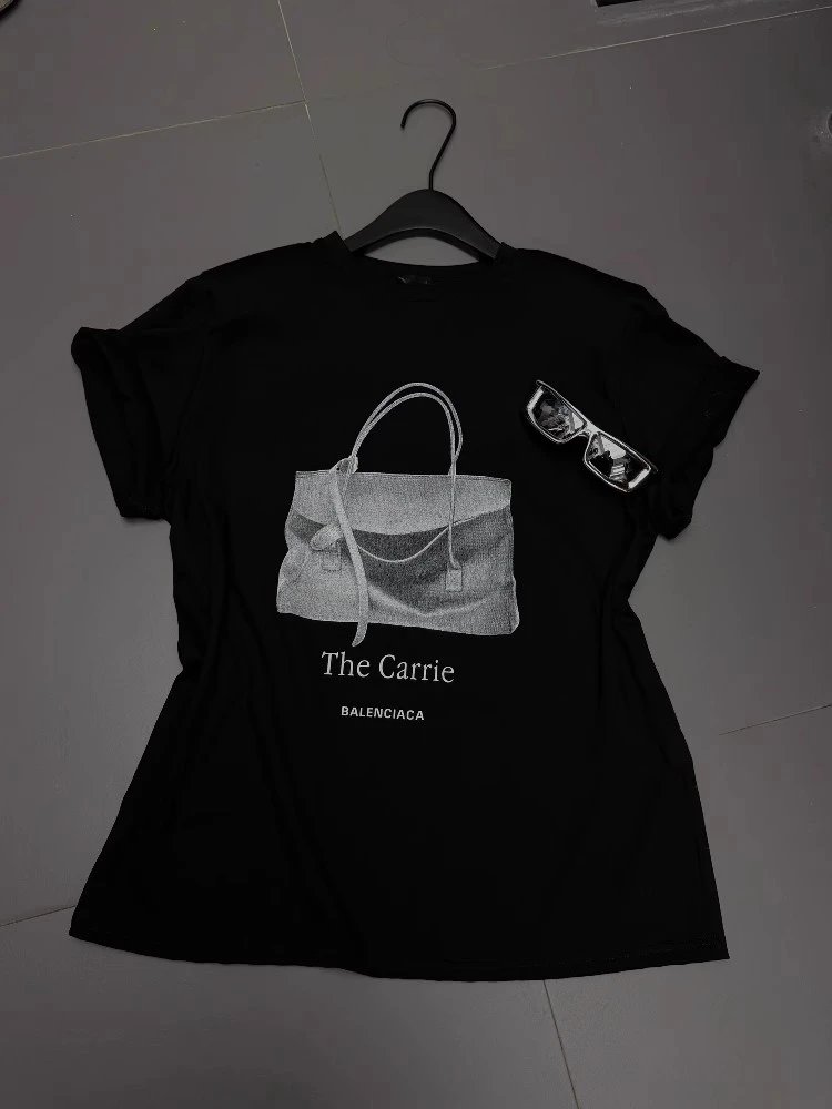 Balenciaga T-Shirt photo 4