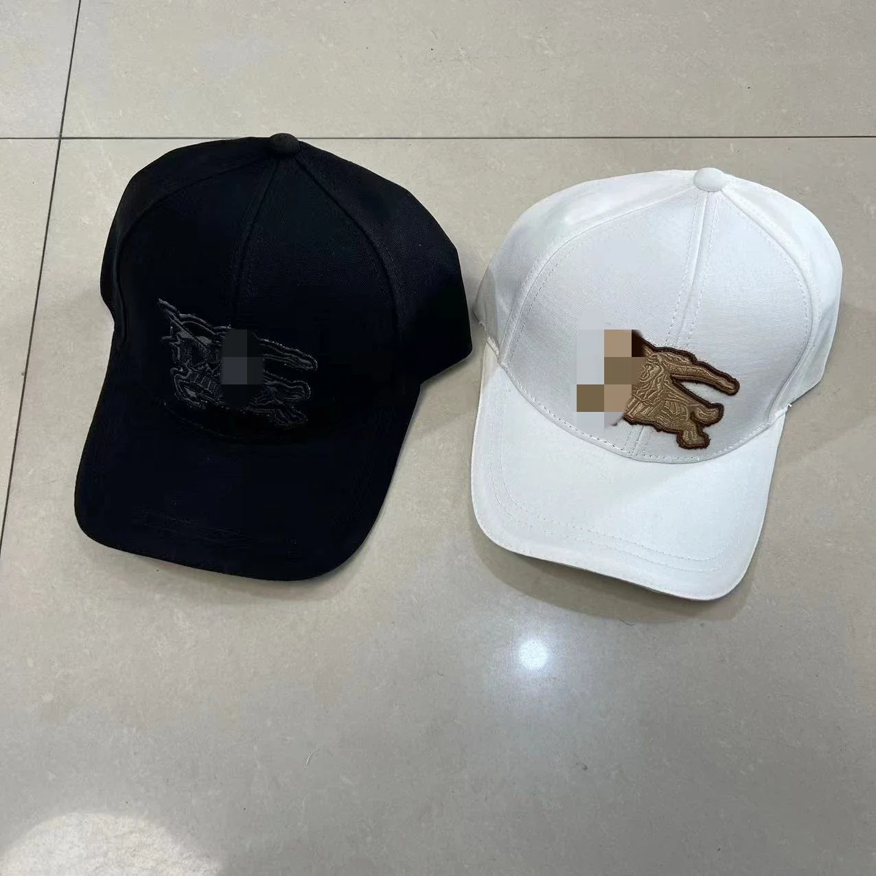 Burberry Gorro 2 Estilos
