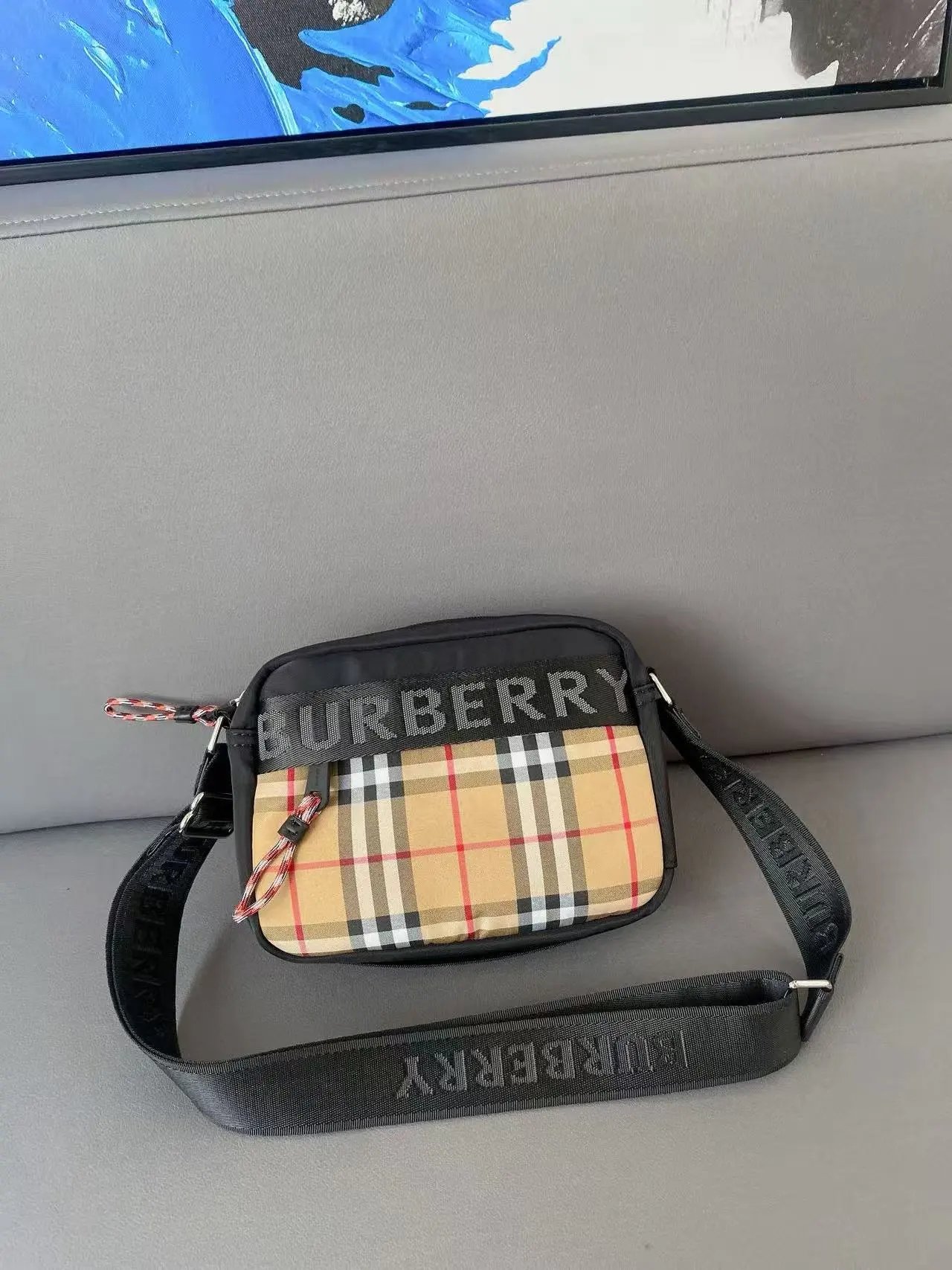 High-Quality Crossbody Bag photo 2