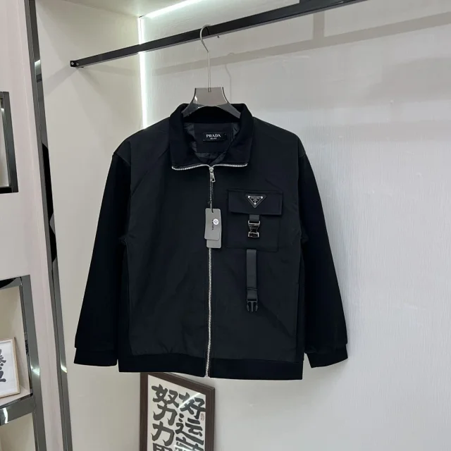 Prada Hoodies & Sweatshirts Logo Crewneck Sweatshirt product detail image 17