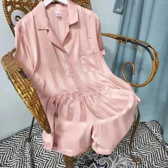 Unbranded Matching Sets Short-Sleeve Satin Pajama Shirt and Shorts Set product detail image 4
