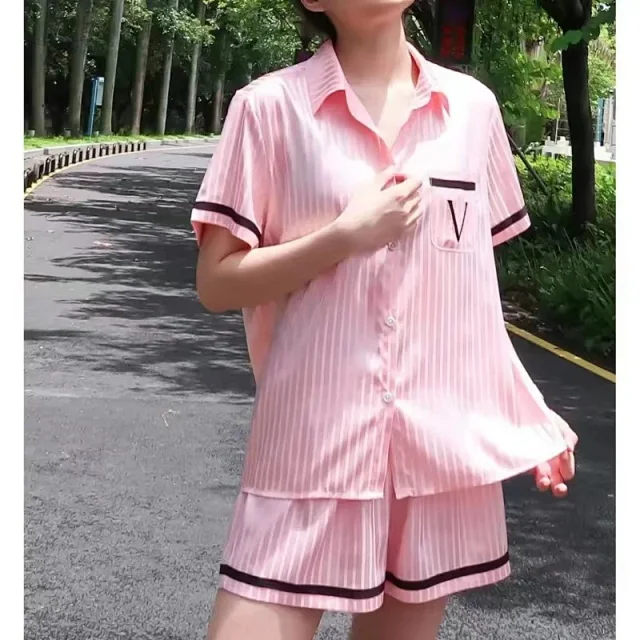 Unbranded Matching Sets Short-Sleeve Satin Pajama Shirt and Shorts Set product detail image 8