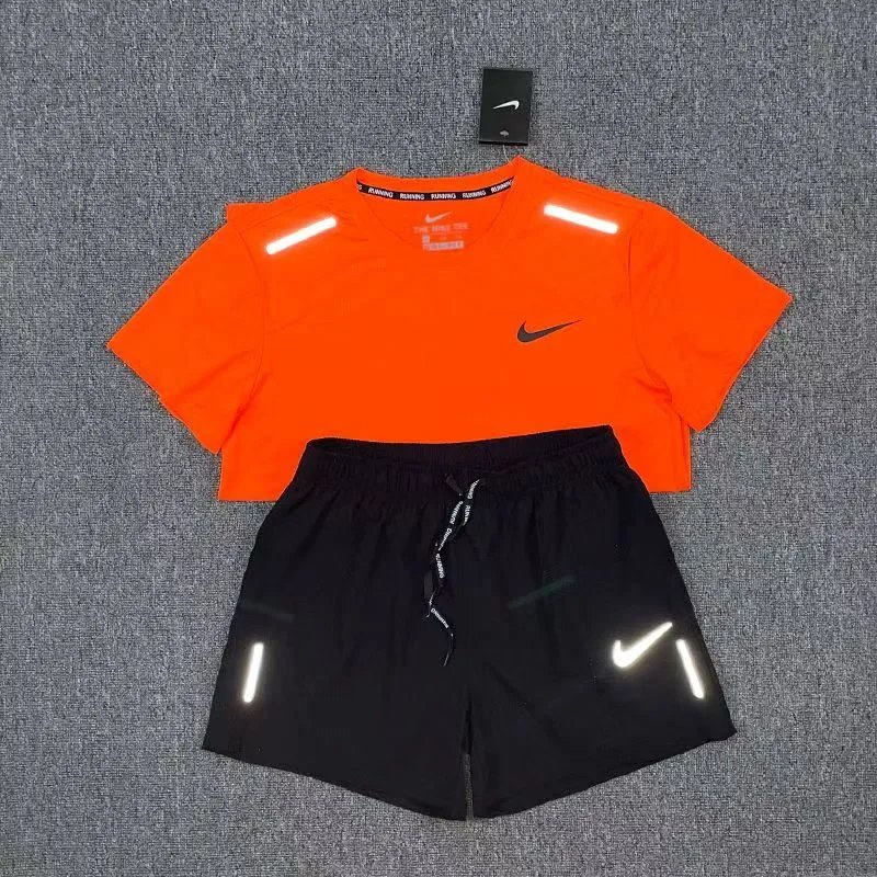 Nike套装 9